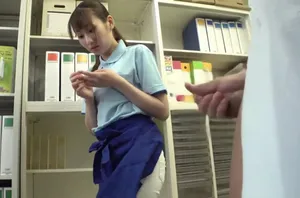 Lâu ngày không gặp, cô bạn thân xinh đẹp vẫn dâm dục như xưa