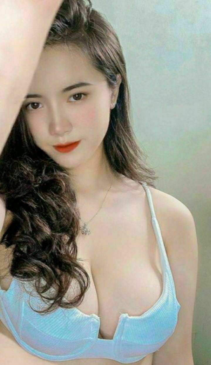 (4K HD) Cô ấy muốn được tôi quan hệ trong xe